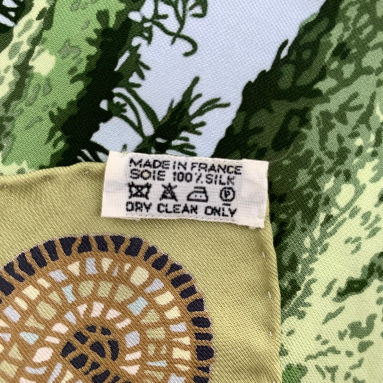 極美品 希少 HERMES エルメス カレ90 ヒマラヤ杉の下で SOUS LE CEDRE