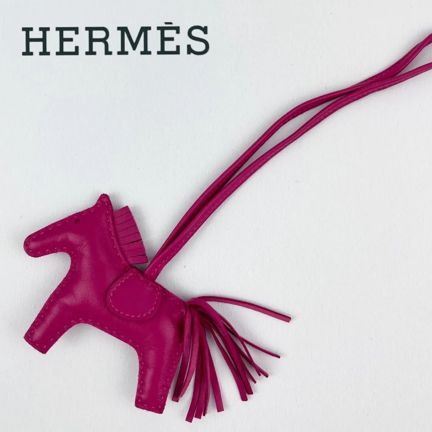 エルメス ロデオ チャーム PM Y刻印 チャーム ワインレッド