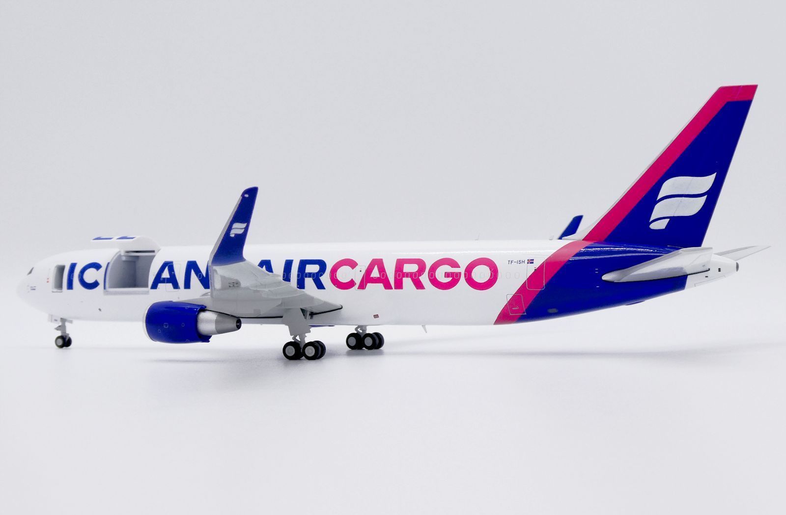 ボーイング 767-200 全日空 1／100（ボーイング767のご
