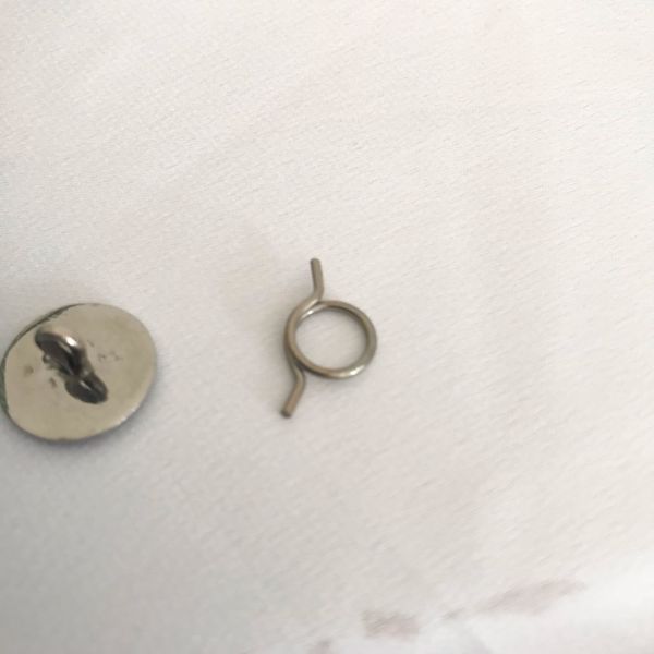 🇬🇧Studs in box 箱入りボタン 1900年代UKアンティーク - メルカリ