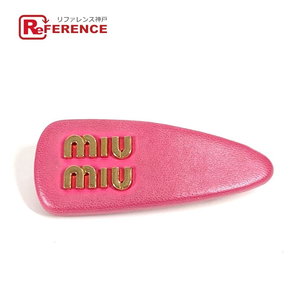 MIUMIU ミュウミュウ ヘアピン ロゴ レザー ピンク - メルカリ