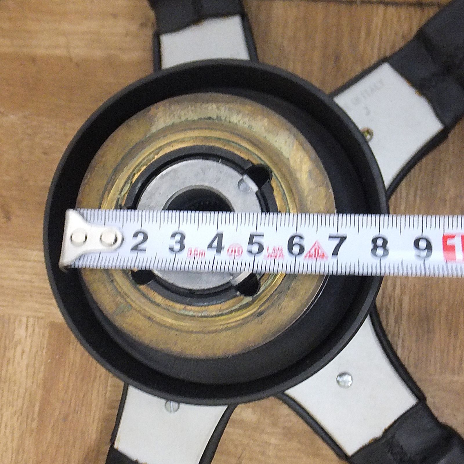 2025年新色！ R519 イタルボランテ italvolanti FLYING HORSE ステアリング φ38cm 15