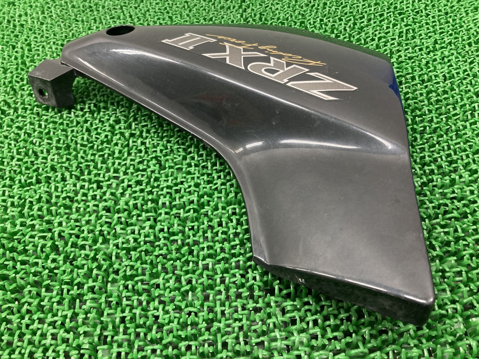 旧裏 ノーマル 3枚セット まとめ売り ZRX-II サイドカバー 左 黒 36001-1528 カワサキ 純正 中古