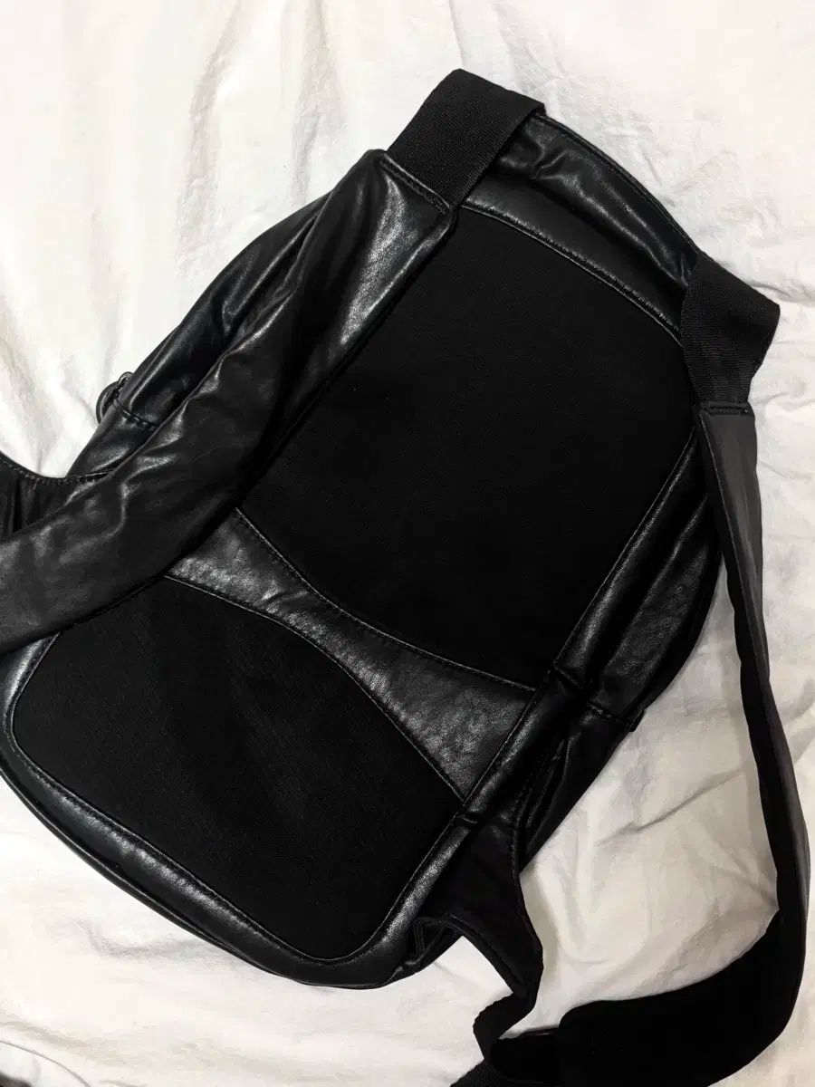 MSCHF(ミスチーフ) ロンバス ミニ リュック リュックサック