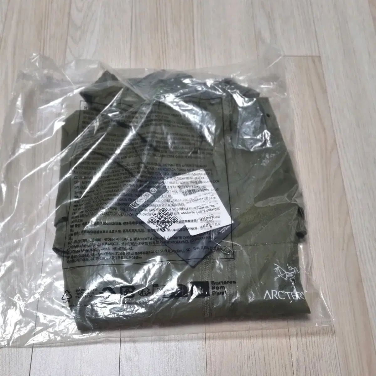 XL ARC TERYX アークテリクス スコーミッシュ フーディー パーカー ウィンドブレーカー タツ カーキ 7411