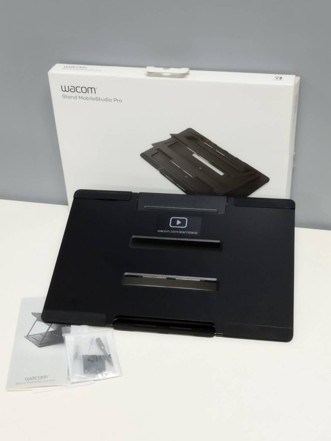 Wacom Stand MobileStudio Pro ACK627K/モバイルスタンド
