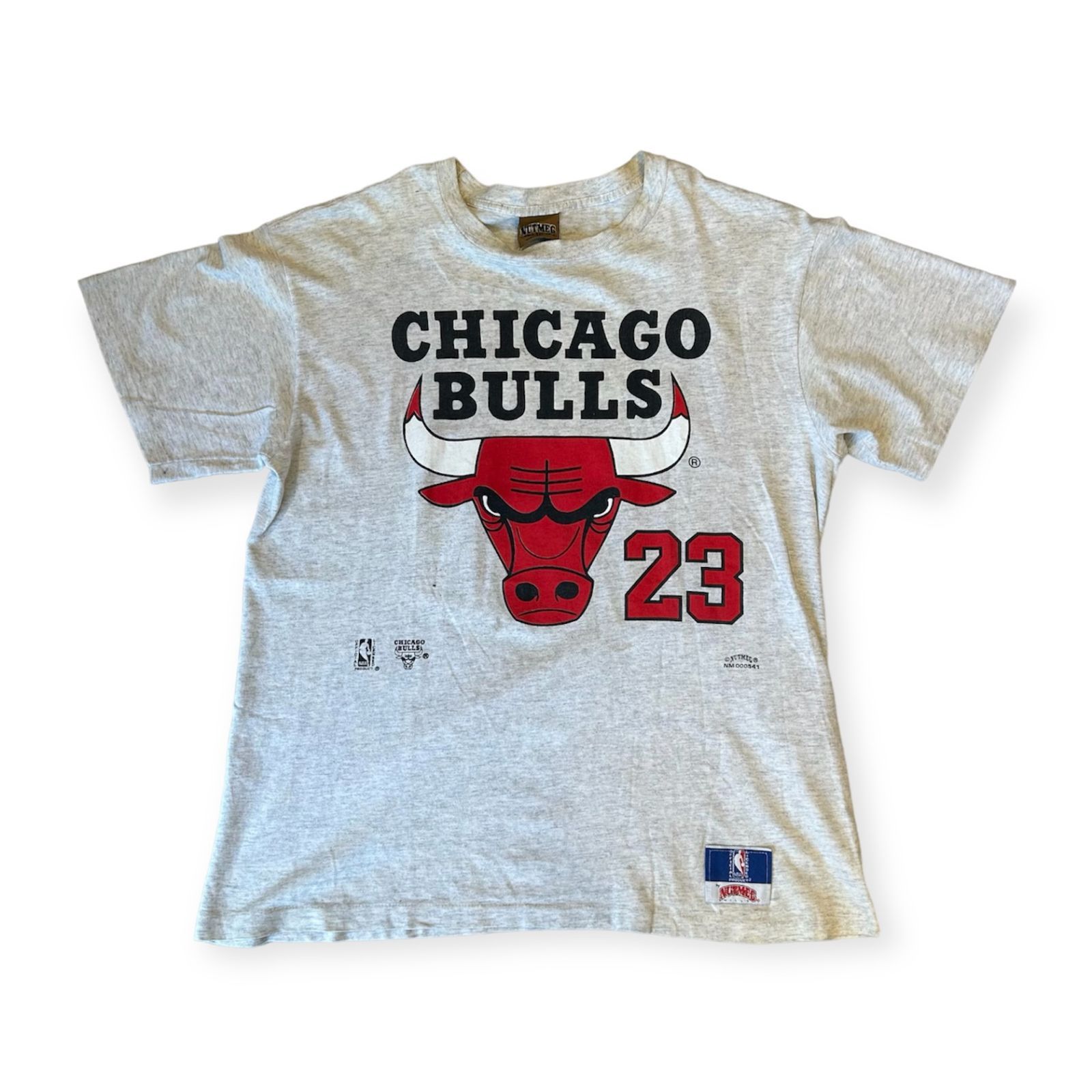 【古着】90's　シカゴ・ブルズ　 Tシャツ　グレー　(Chicago Bulls)　ビンテージ　ヴィンテージ　チーム　Tシャツ　NBA　 マイケルジョーダン　バスケ
