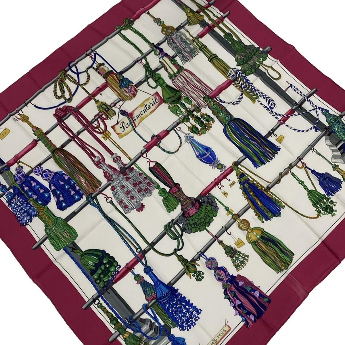HERMES エルメス スカーフ カレ90 白×ピンク×マルチ 紐飾り|Passementerie