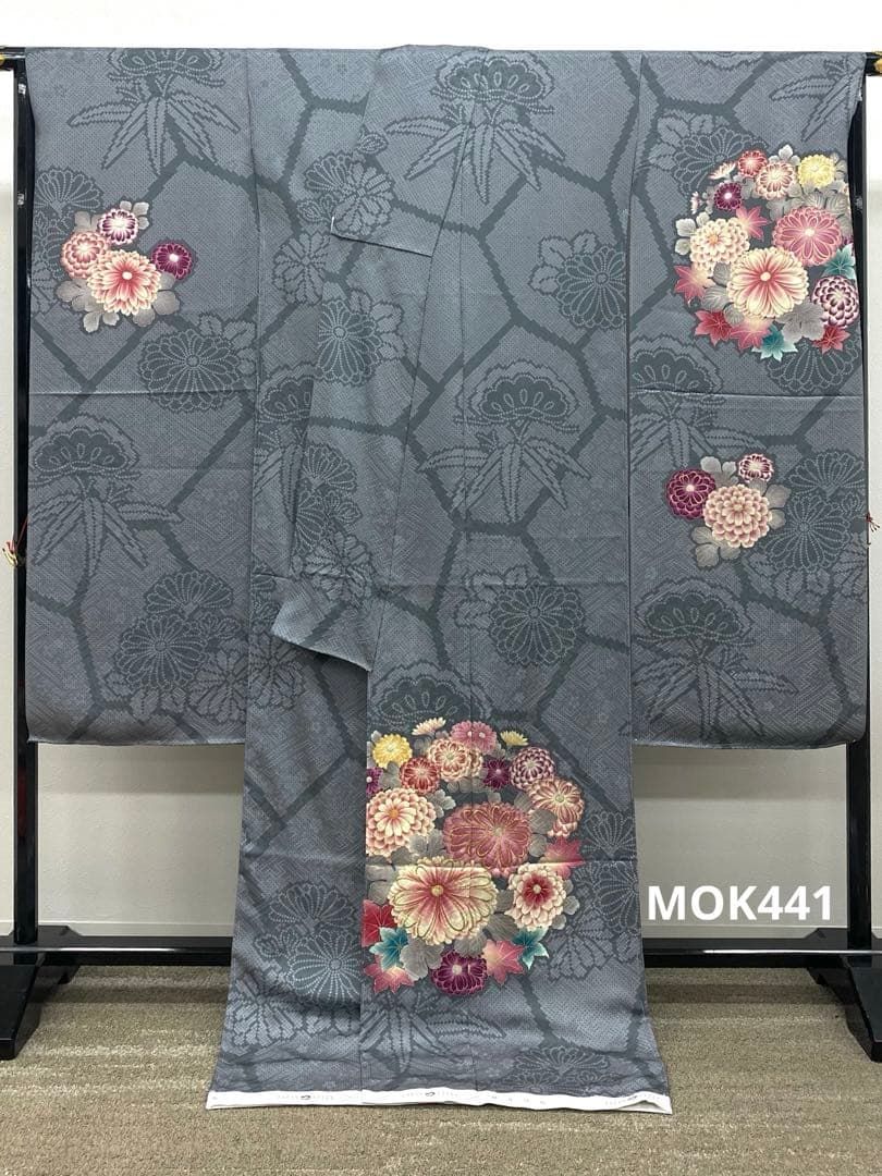 振袖 仮絵羽 JAPAN STYLE 影井ひな 刺繍 正絹 未仕立て品 八掛付き