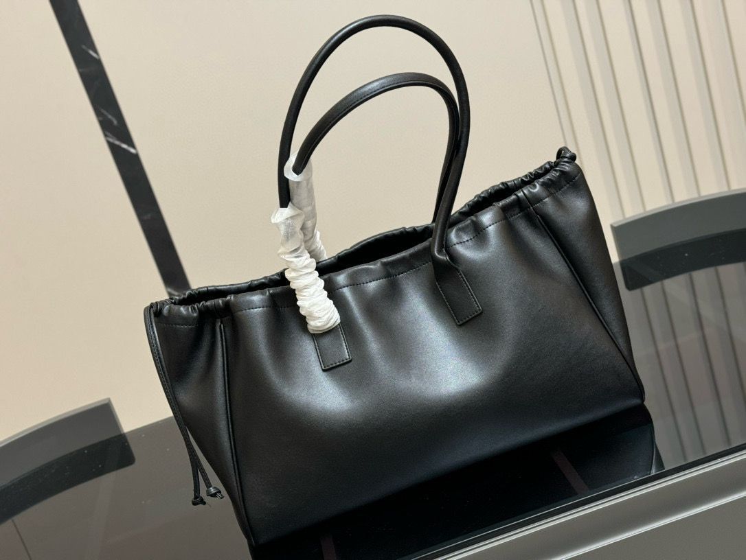 今日特価】Celine New Tote Bag - セリーヌ ニュー トートバッグ