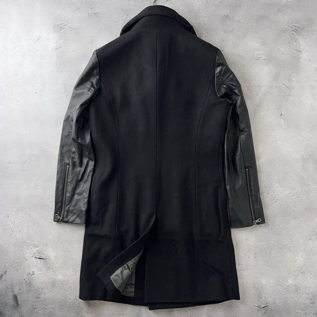 入手困難 完売品 NO ID. ノーアイディー レザー スリーブ ハイ
