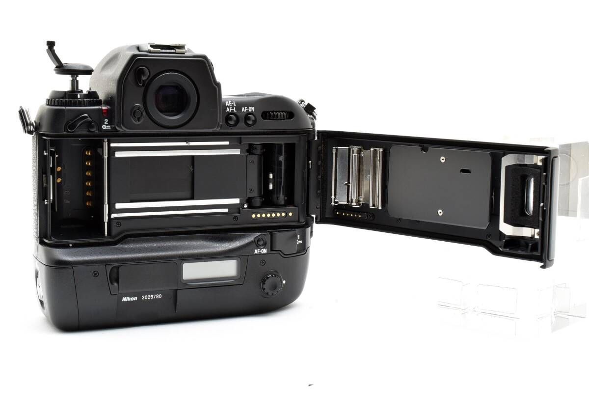 ❁動作良好❁ニコン Nikon F5 ボディ 一眼レフカメラ フィルムカメラ Nikon（ニコン）F5／最後のプロ用35mmフィルム一眼レフを今使う