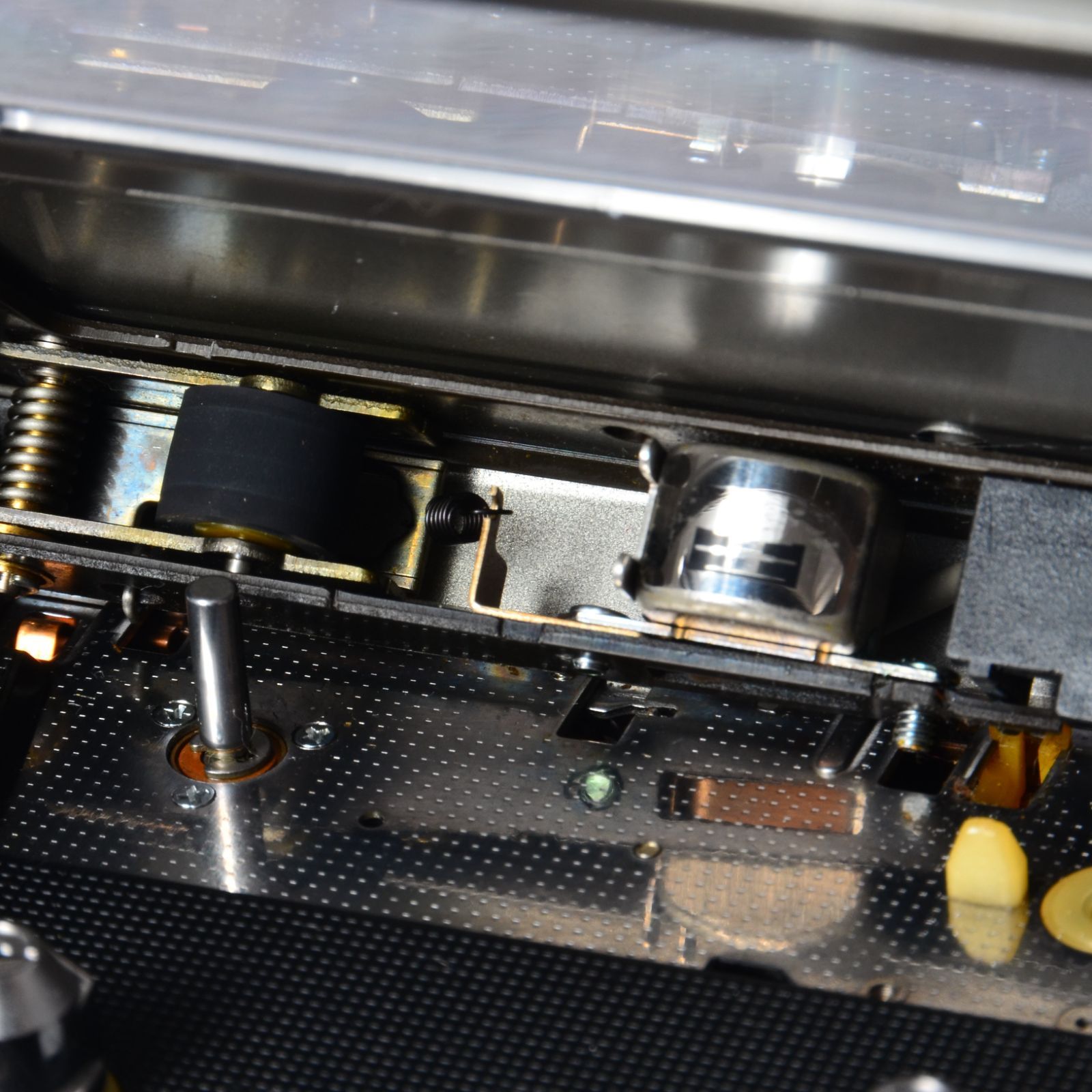 カセットウォークマン シルバー