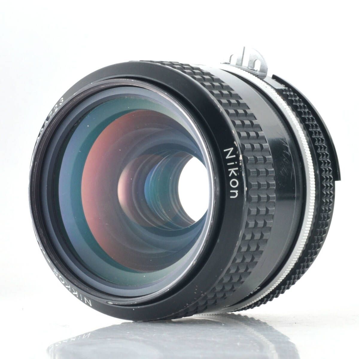 ニコン ほんの僅かヘリコイド軽い分 です Nikon Ai NIKKOR 35mm F2 単焦点レンズ Fマウント J084b