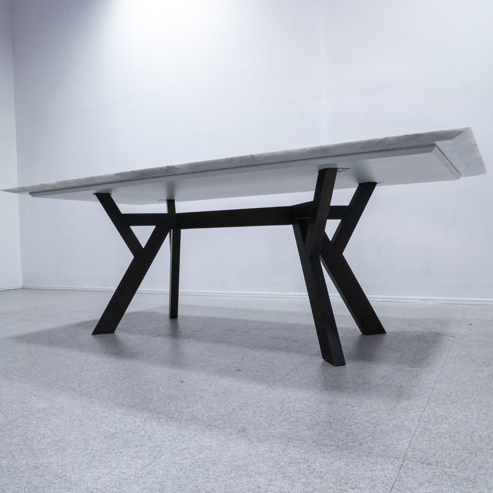 ブロス ガラス天板のダイニングテーブル 大塚家具 IDC OTSUKA