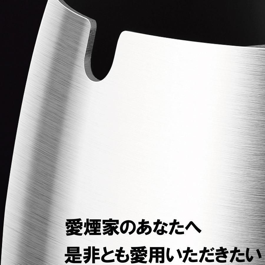 屋外 缶