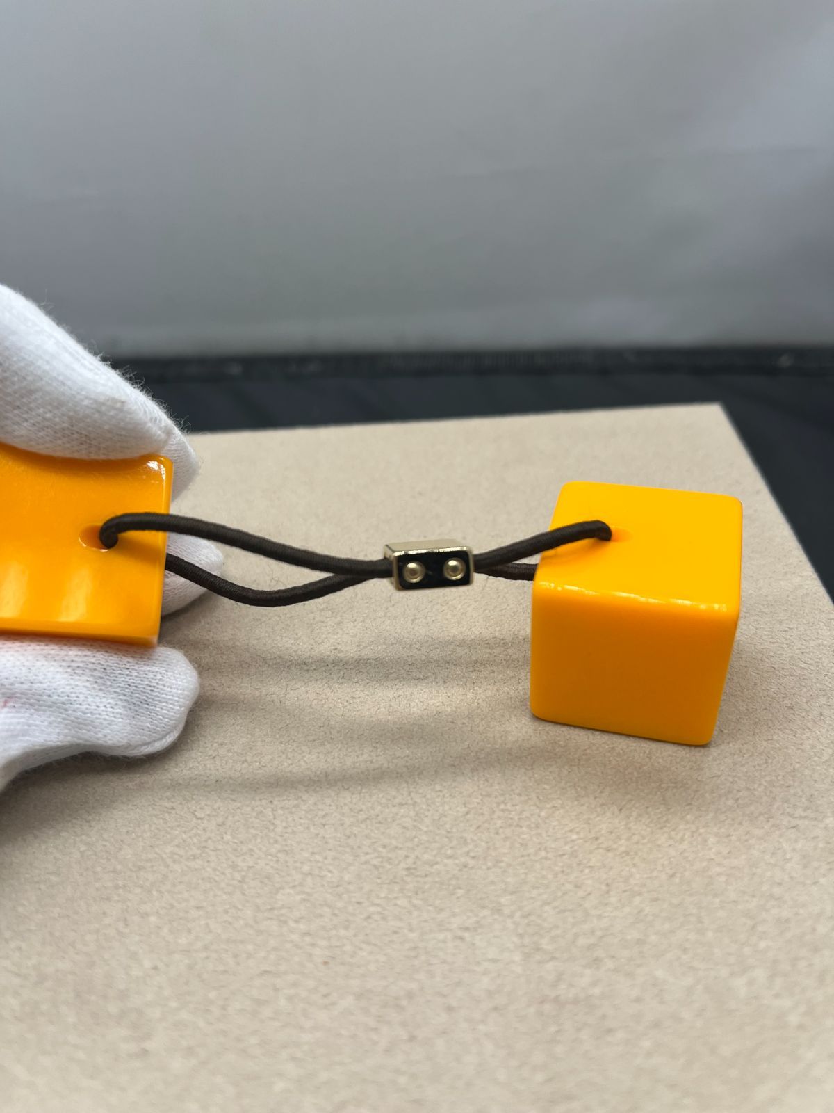 エコな ルイヴィトン ヘアゴム キューブ B25083104 常識的な