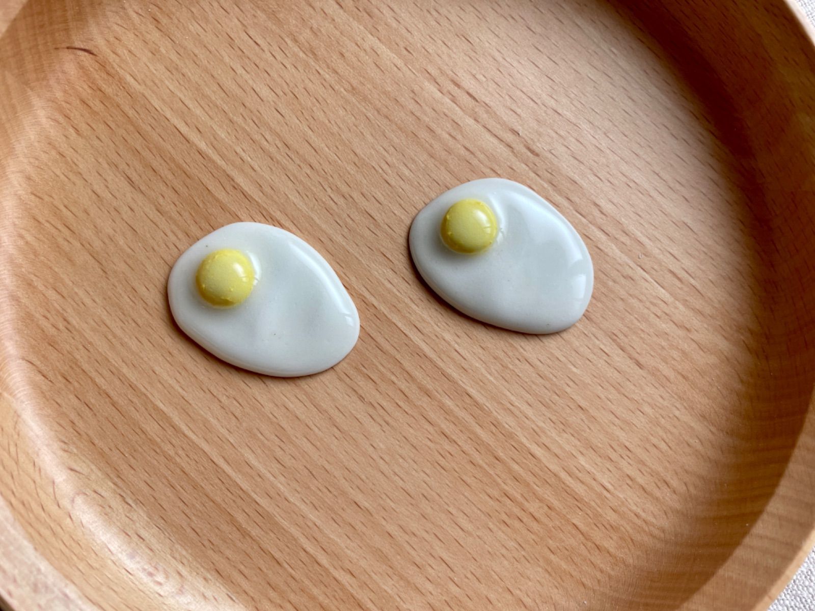 箸置き》目玉焼き2個セット✧︎テーブルコーディネート✧︎食卓 - メルカリ
