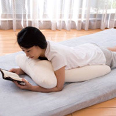 エンジェルピロー 天使の休息 両サイドにも枕をつけたピロー MARWIL-DEMENAGEMENTS_CH