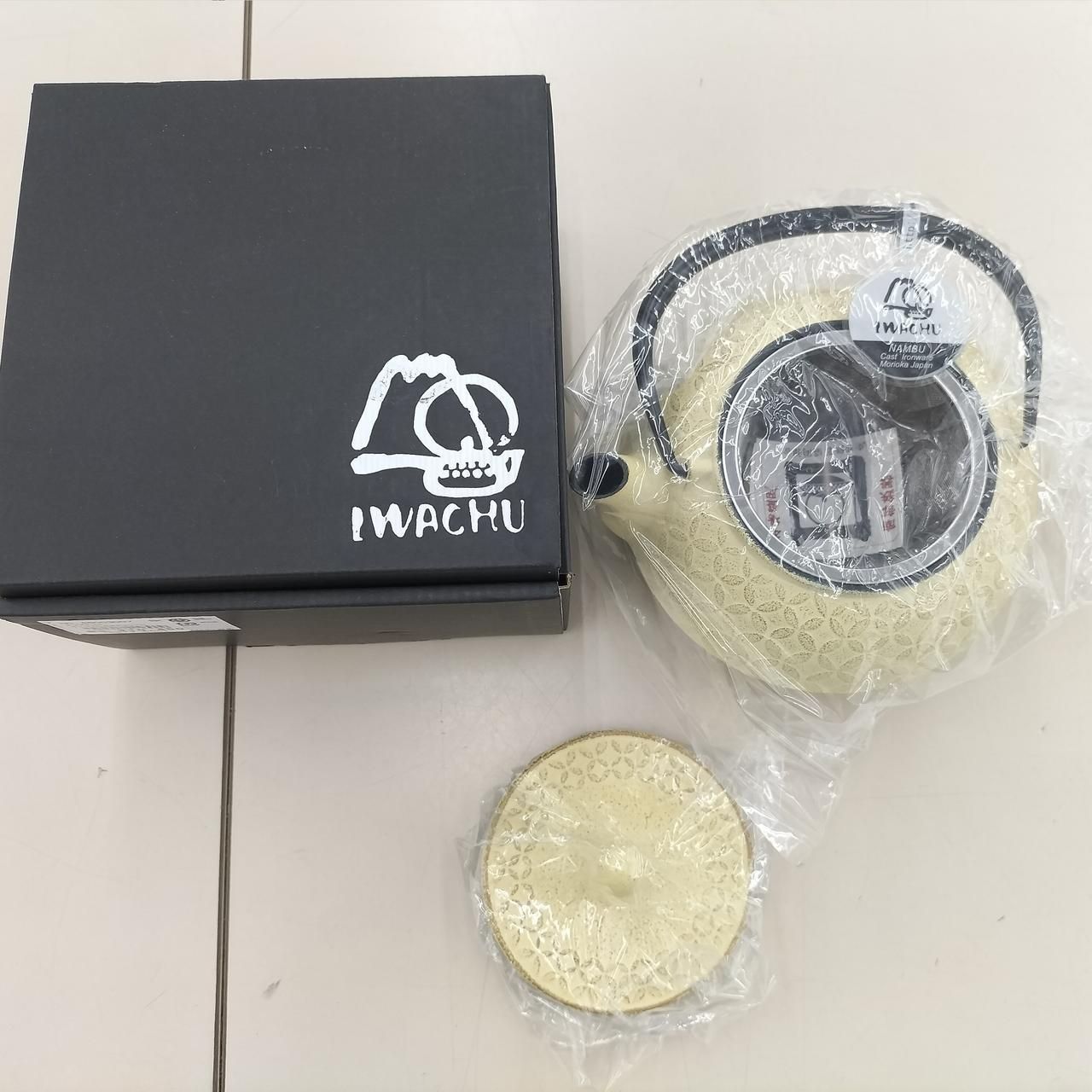 IWACHU 南部鉄器 黄色 IWACHU Nambu Ironware Yellow