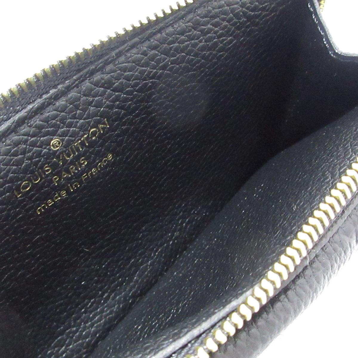 VUITTON
