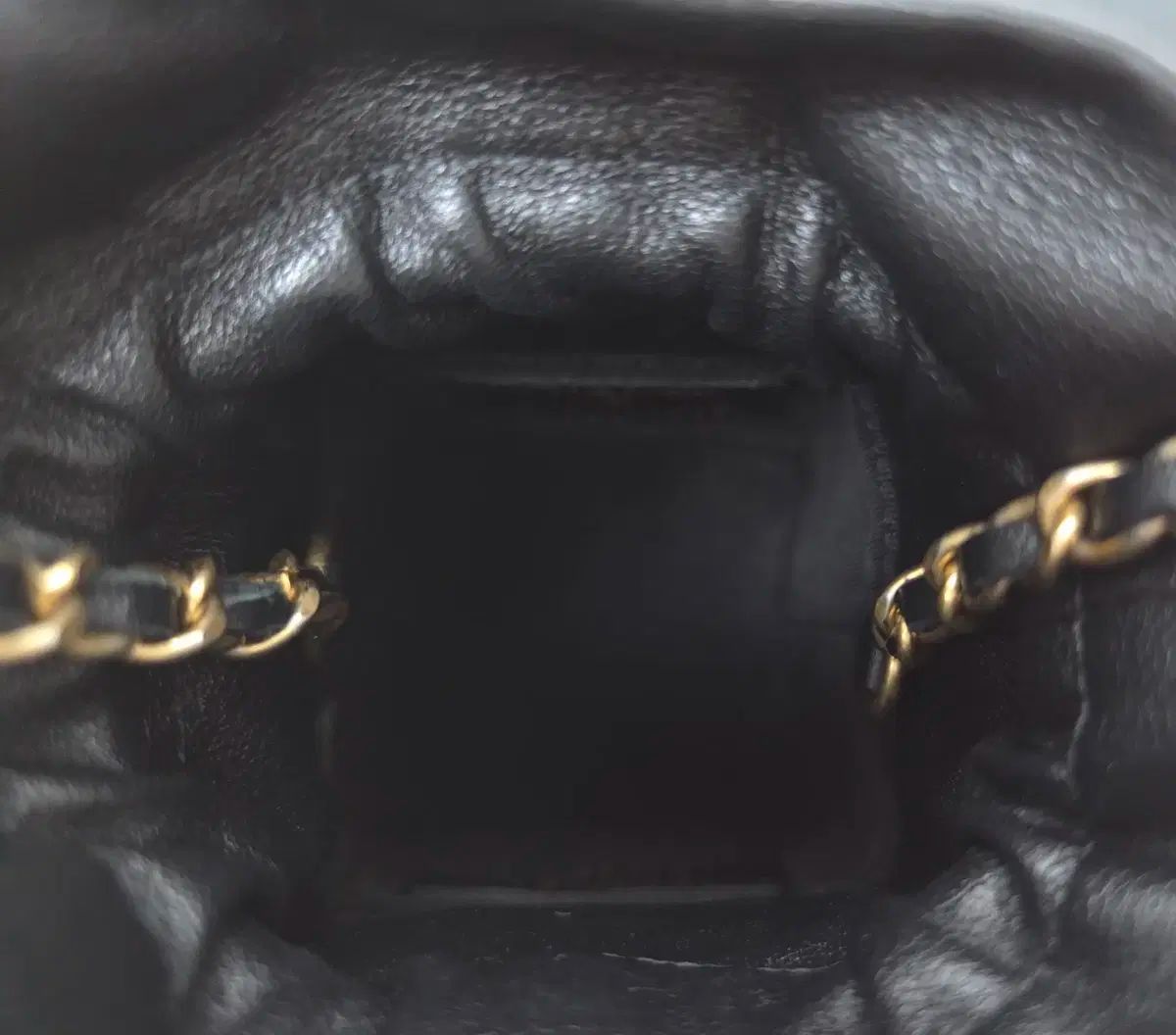 専用出品　早い者勝ち おまけでシャネル巾着もお付けいたします。 Chanel(シャネル) vip 巾着 付属品完備 未使用 - メルカリ