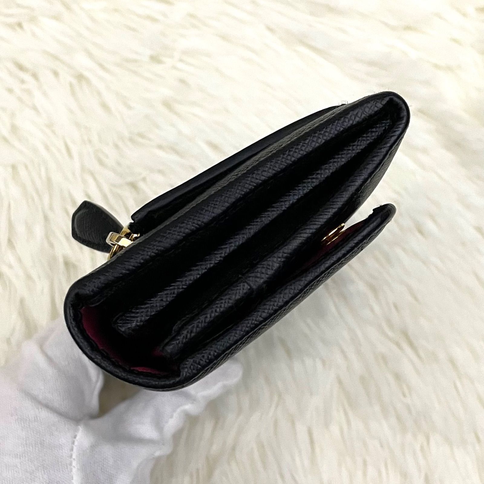 美品】PRADA プラダ サフィアーノレザー 二つ折り 長財布 ブラック系 