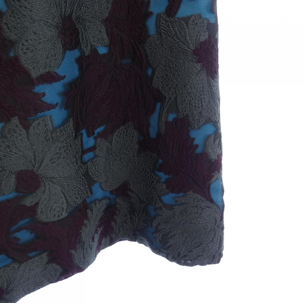 ドゥロワー DRAWER