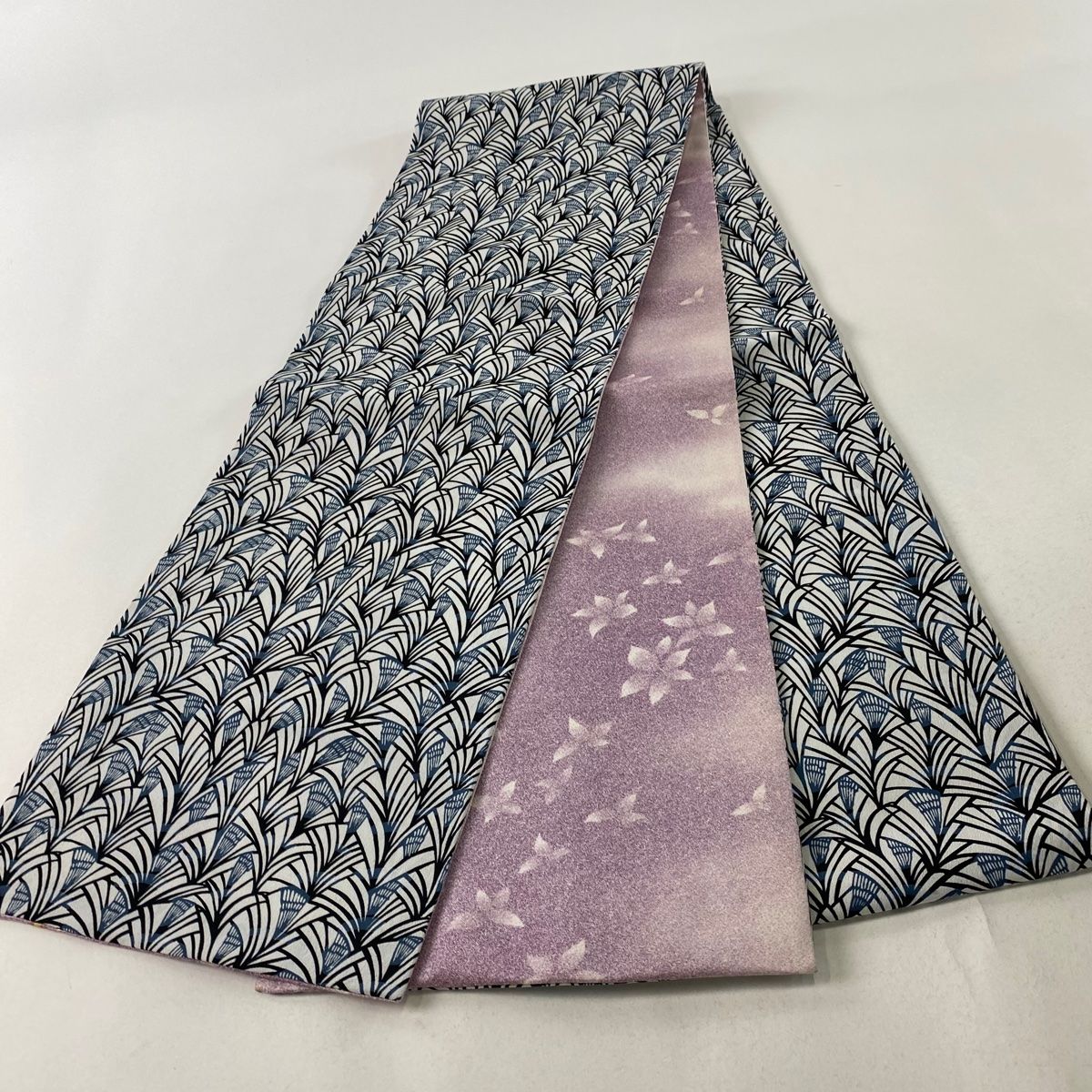 【美品】 袋名古屋帯 秀品 正絹 【中古】 美品】 袋名古屋帯 秀品 正絹 【中古】の通販 by バイセル ラクマ店