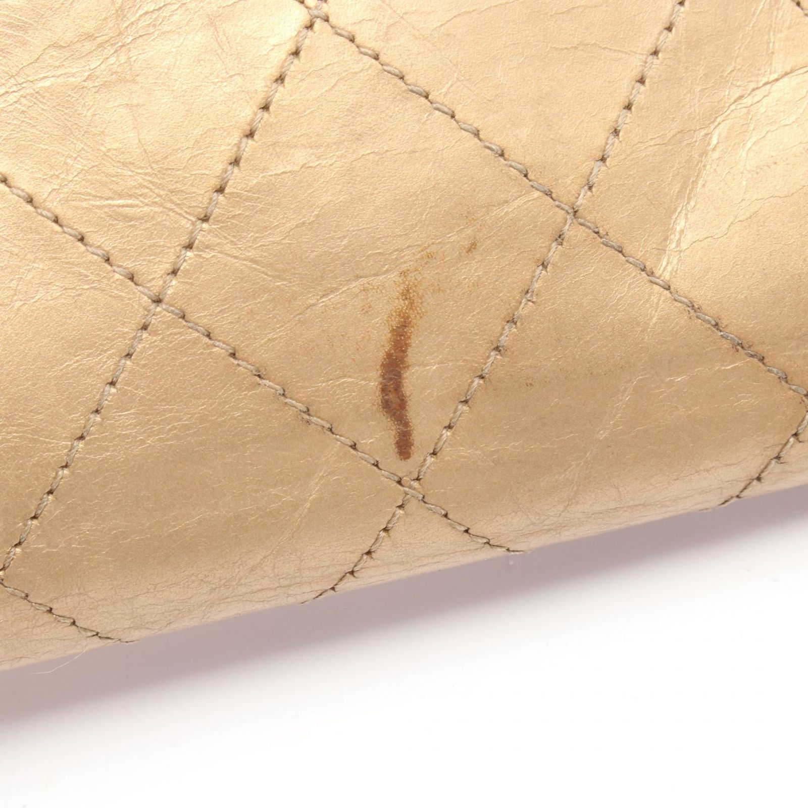 シャネル CHANEL 二つ折り長財布 マトラッセ ゴールド カーフ（牛革  