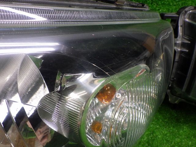 日産 キューブ ヘッドライト 左右 Z12⁄NZ12 HID ディスチャージ 日産