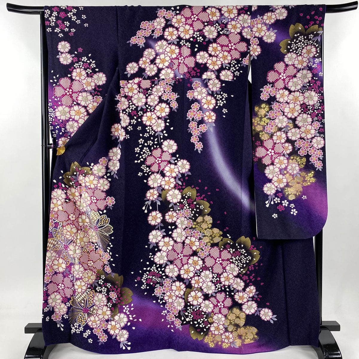 振袖 身丈167cm 裄丈67cm M 袷 桜 花びら 銀通し 金糸 濃紫 正絹
