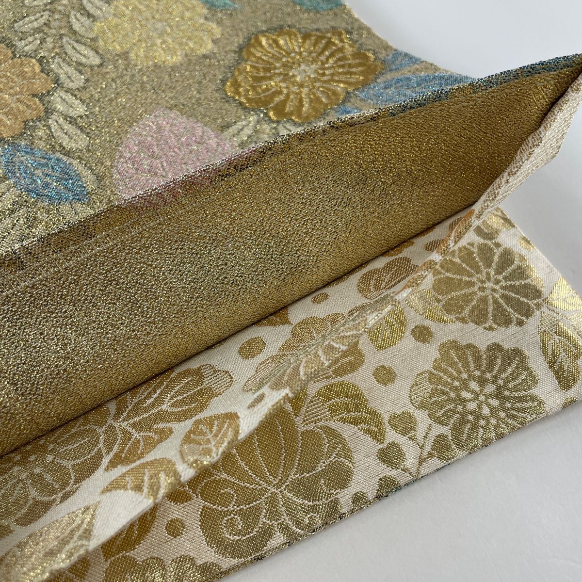 袋帯 美品 秀品 草花 金糸 箔 金色 六通 正絹 【中古】 - メルカリ