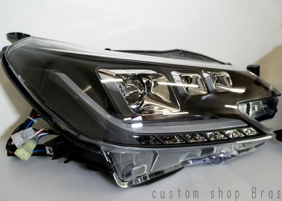 BRASH】TOYOTA GRX130 マークX BRASH 3眼カ ラーアイ ヘッドライト