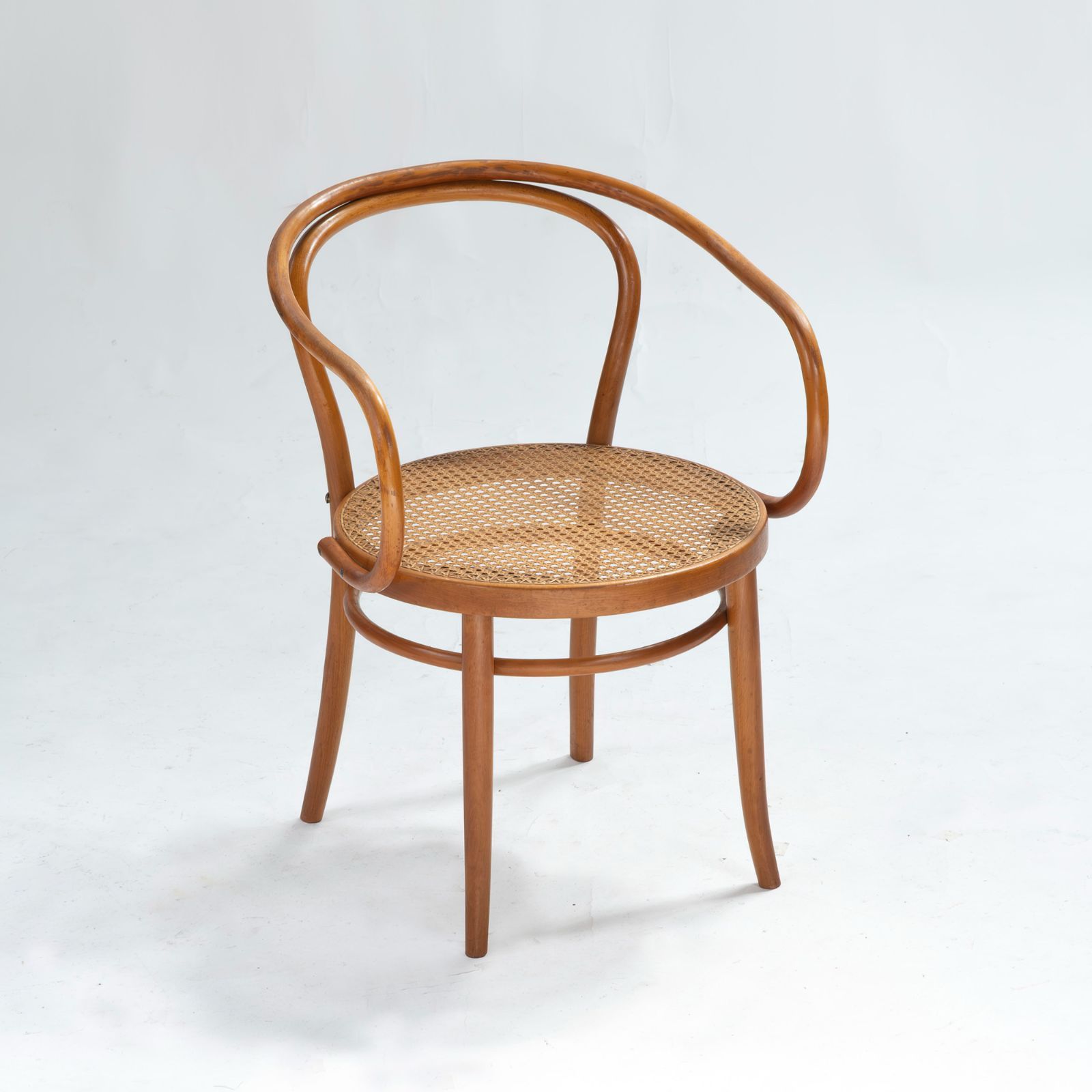 アイデックモダン　トーネット　曲木　ヴィンテージチェア　ダイニングチェア アイデックモダン トーネット 曲木 ヴィンテージチェア ダイニング