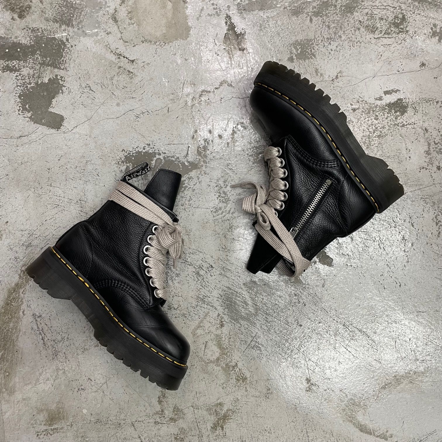 Rick Owens × Dr. Martens 1460 27978001 コラボ レザー ブーツ Rick Owens × Dr. Martens 1460 27978001 コラボ レザー ブーツ