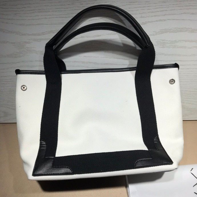 ✴️9/11(水)まで✴️特別セール価格✴️シャネル✴️リストバンド✴️バングル✴️希少✴️ ☆CHANEL☆ シャネル ショルダーバッグ ハンドバッグ パール