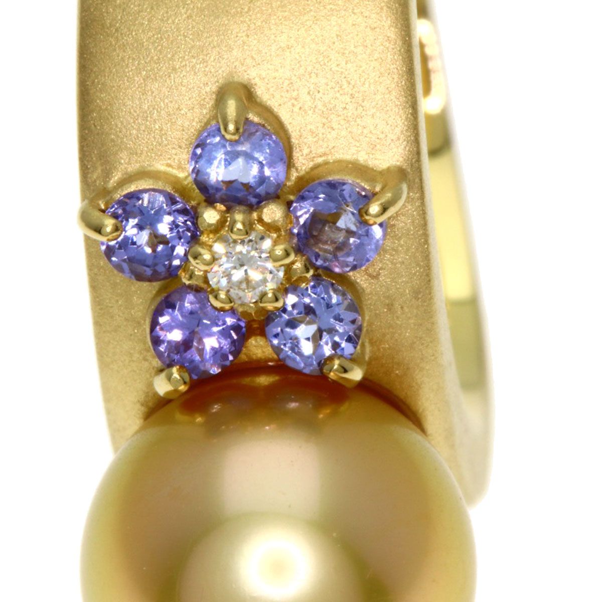 ゴールデンパール 真珠