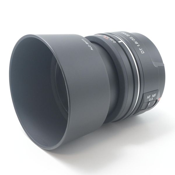 【元箱付き 極上品】　SONY ソニー DT 35mm F1.8 SAMレンズ Amazon.co.jp: SONY 単焦点広角レンズ DT 35mm F1.8 SAM APS-C