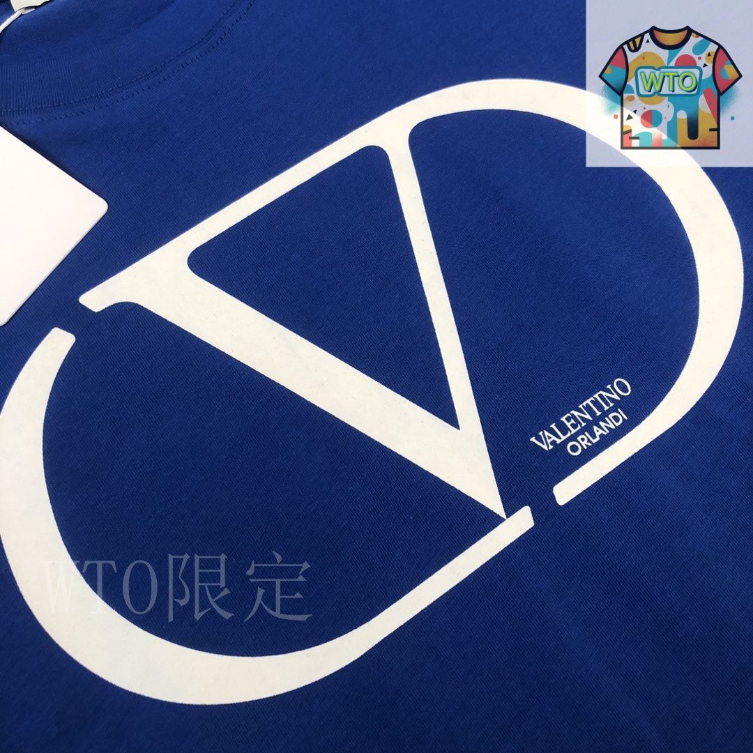 今日特価】VALENTINO 25SS T シャツ-2 - メルカリ
