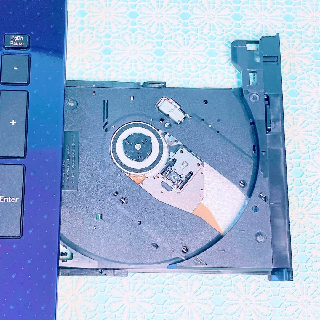 初心者おすすめ❣️初期設定済みですぐ使える薄型ノートパソコン✨️大容量1TBカメラ青 imgrc0135327442.jpg