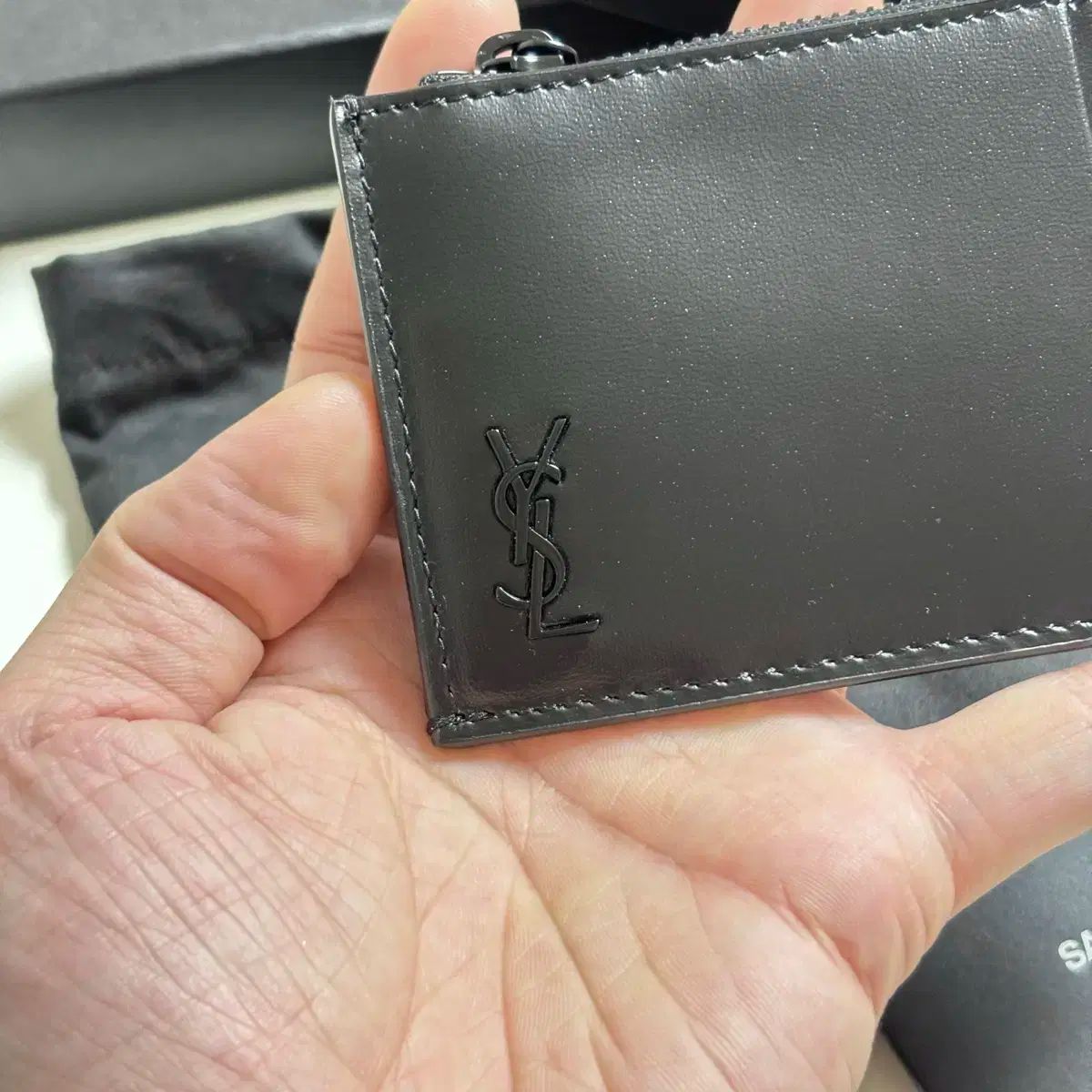 ★ SAINT LAURENT ★ MONOGRAMME ミニウォレット Saint Laurent YSL Monogram Small Flap Wallet in Grained