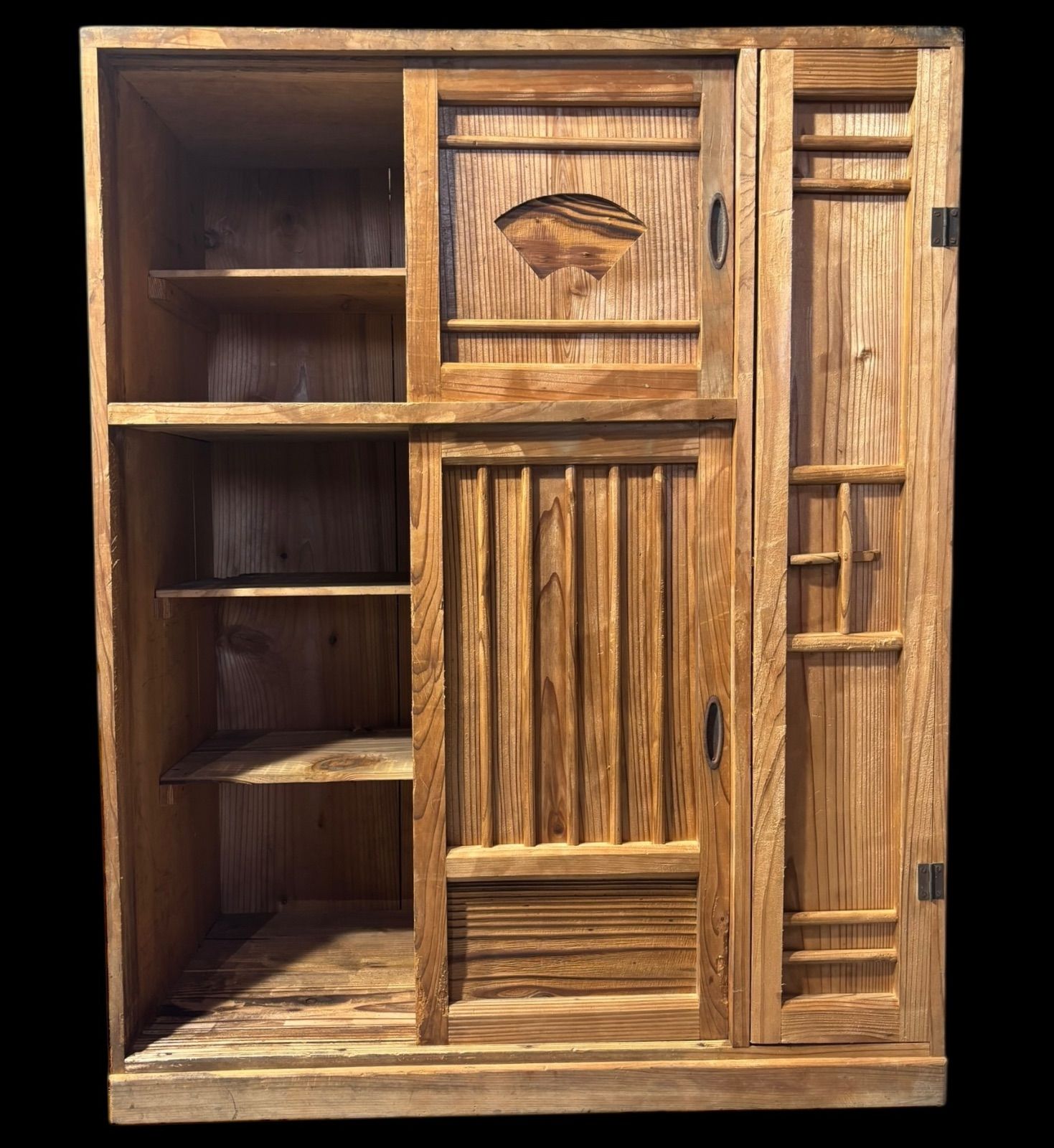 み!! 昭和初期 木製 和箪笥 素朴 和風 食器棚 収納棚 和家具 箪笥 下駄箱 タンス チェスト 民芸品 アンティーク インテリア MARWIL-DEMENAGEMENTS_CH