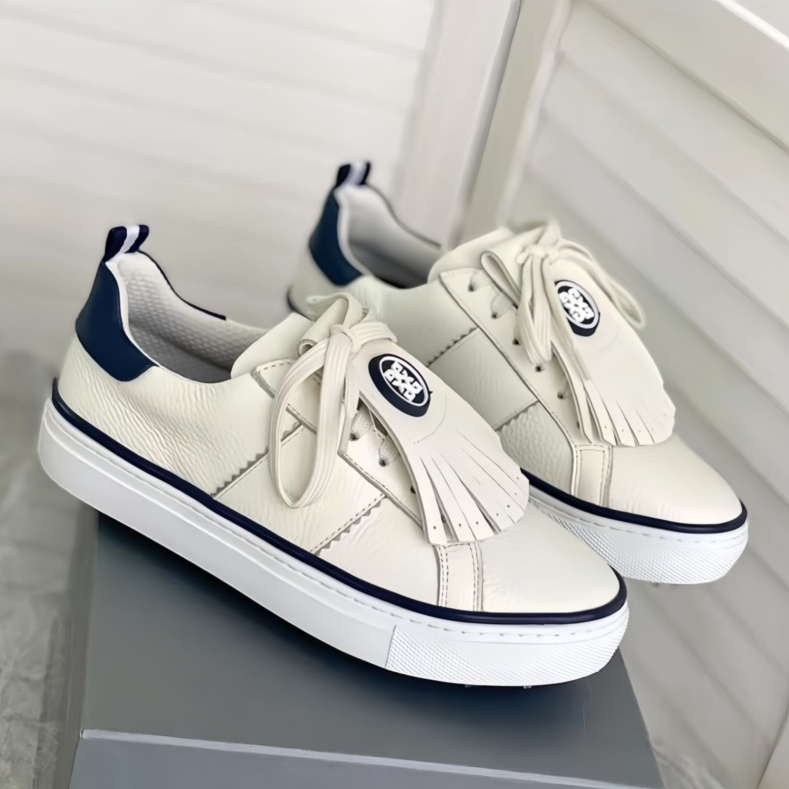 G/FORE ジーフォア ゴルフ レディース スニーカー 靴 シューズ グレー