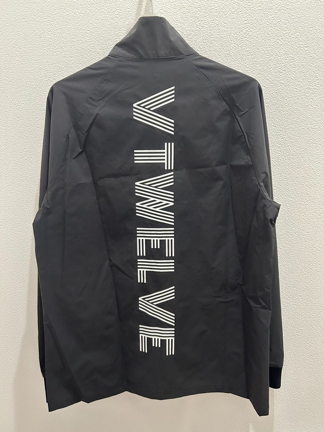 新品】 V12 V-12 ゴルフ メンズ VTV JKT ナイロンジャケット
