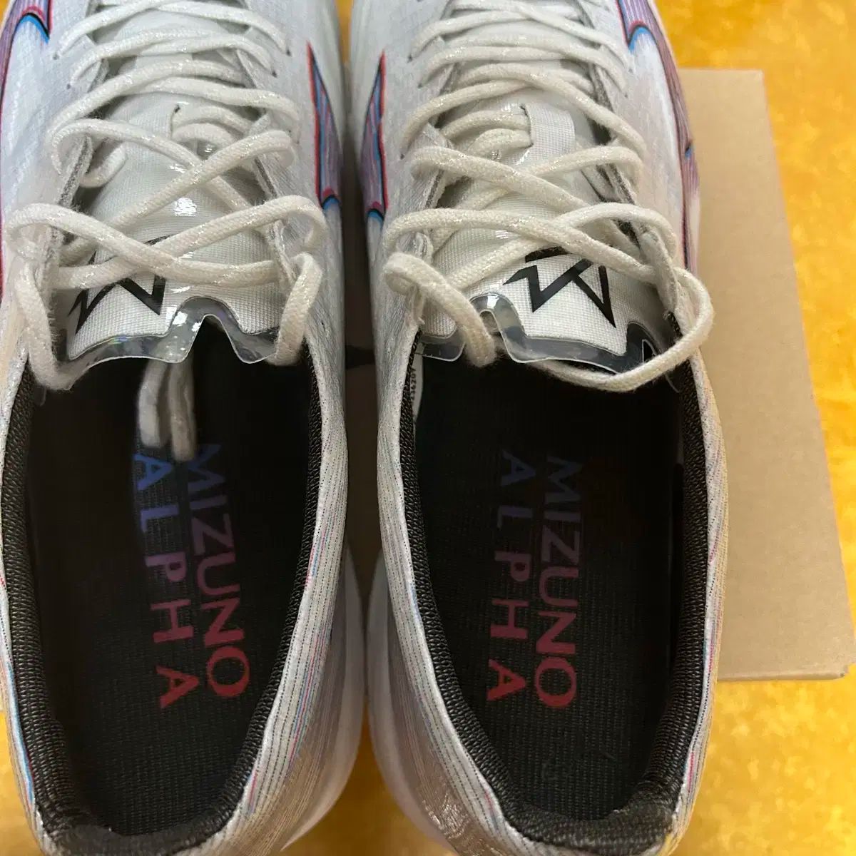 新品限定完売ナイキレジェンド9アカデミーTFレザー24.5cmフットサルサッカー 新品限定完売ナイキレジェンド9アカデミーTFレザー24.5cm