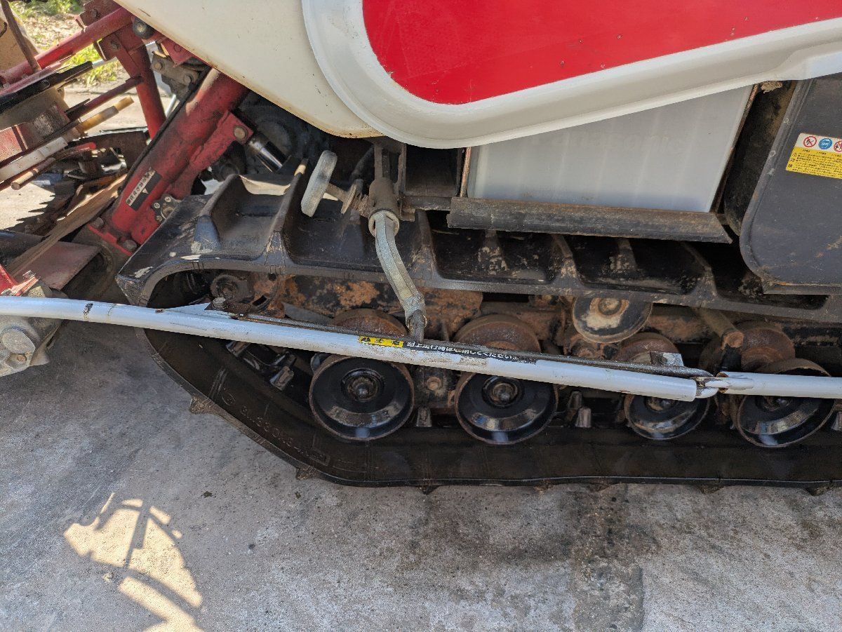 鹿児島発 三菱 2条刈り ディーゼルエンジンコンバインVM6 送料別