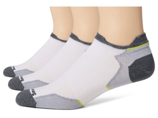 ルイ・ヴィトン ロゴ入りソックス ホワイト 新品未使用　定価38500円 louis-vuitton--