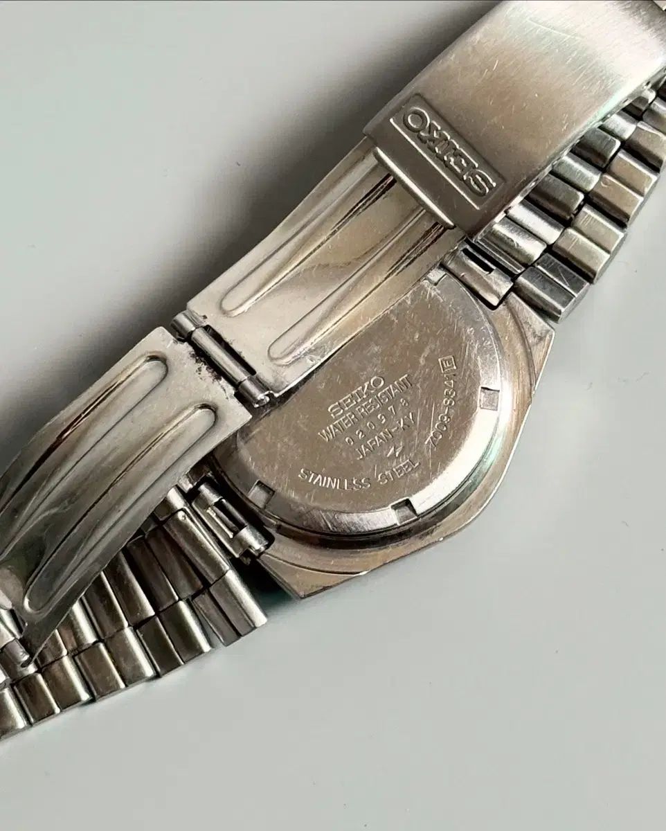 希少 SEIKO 5 7009-3110 自動巻き時計 ゴールド シルバー SEIKO SEIKO