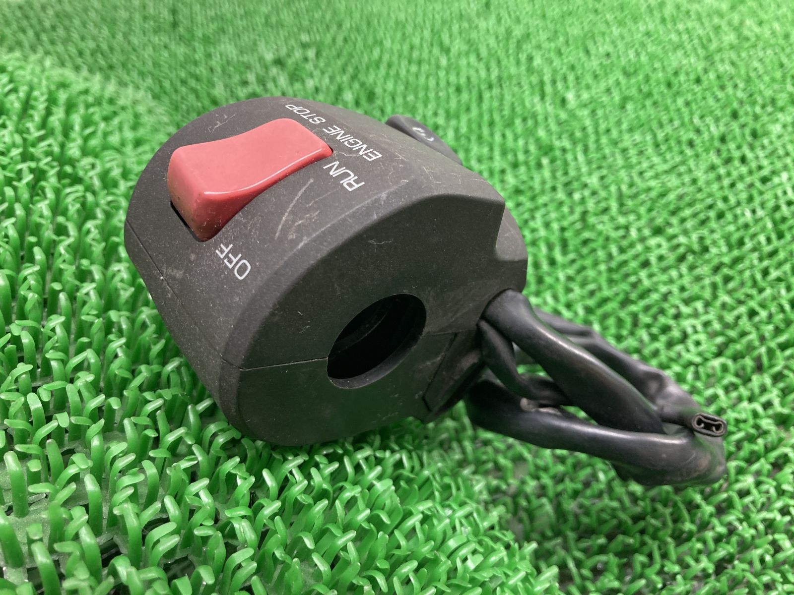スイッチボックス 割れ欠け無し